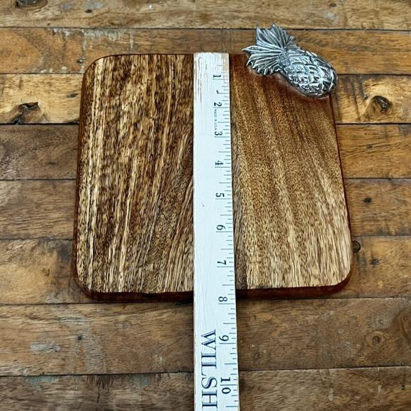 Cheese Cutting Board Pewter Pineapple Decoration On The Corner 7.5 x 7.5" - Picture 6 of 6